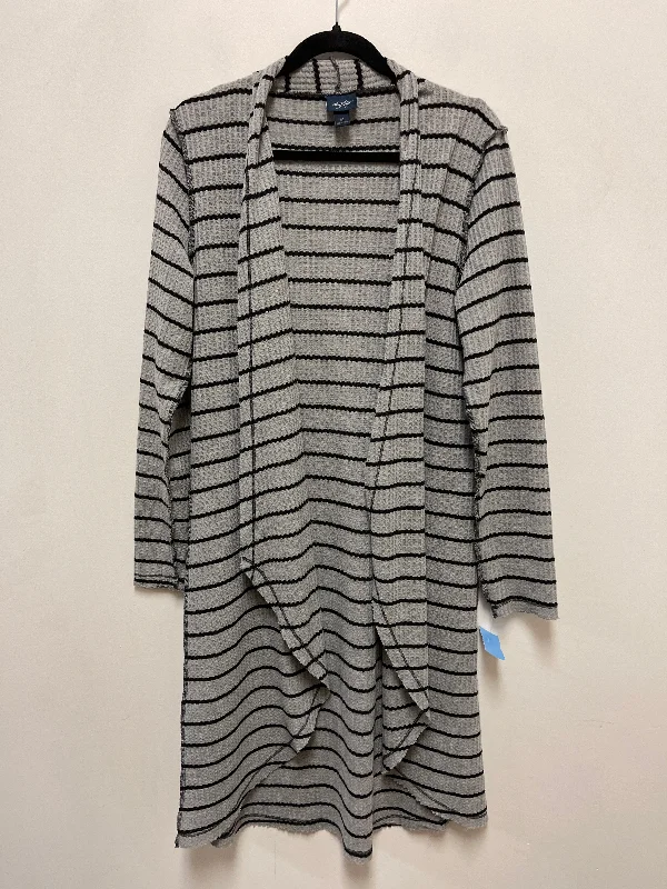 Sweater Cardigan By Daytrip In Grey, Size: M