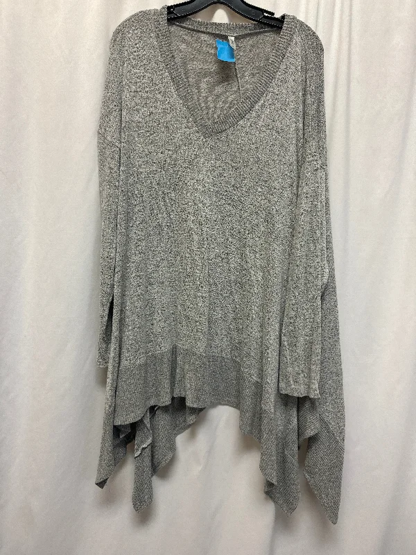 Top Long Sleeve By Emerald In Grey, Size: 3x